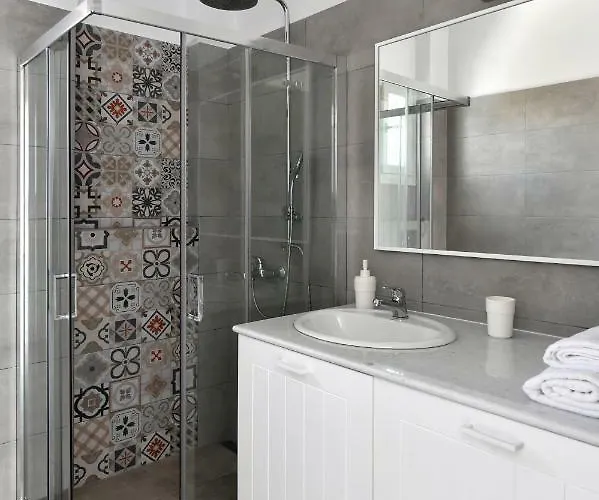 Efi בית הארחה